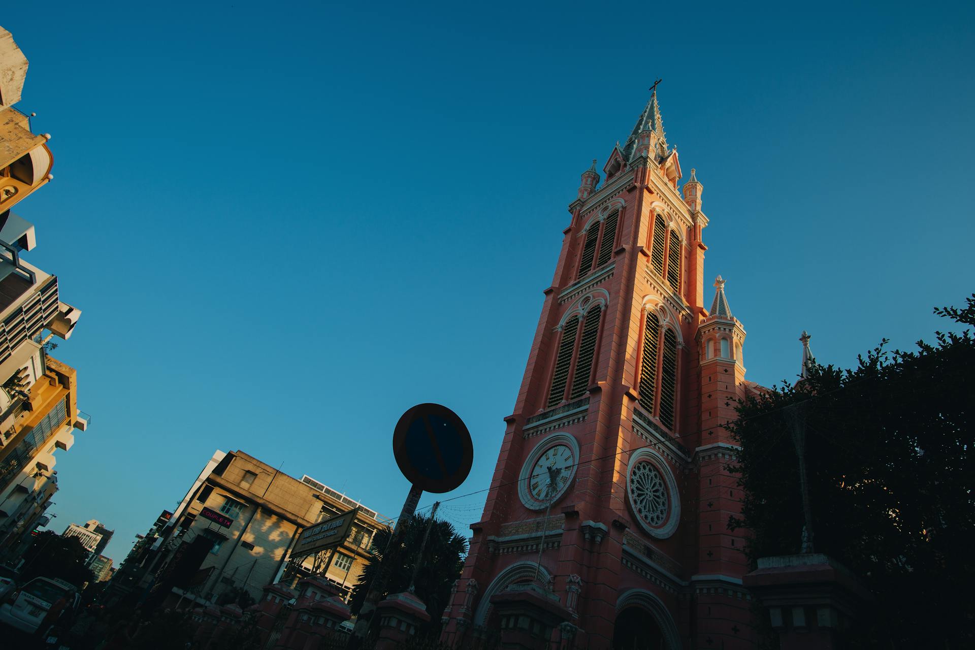 Explore Ho Chi Minh City’s safe cultural landmarks with confidence